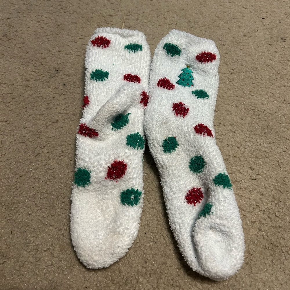 Women’s fuzzy socks